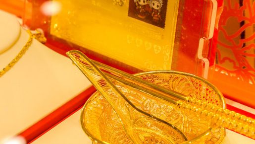 “掘金”熱度不減 金銀珠寶類零售強勁增長，上半年進出口總額創三年新高